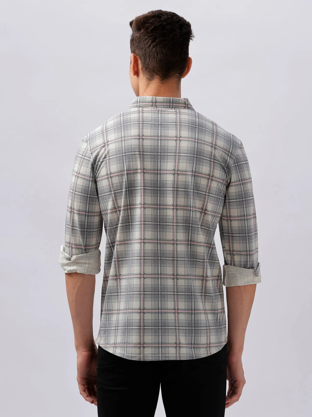 BULLMER Trendy Grey Regular Fit Checked Causal Full sleeve Shirt For Men.