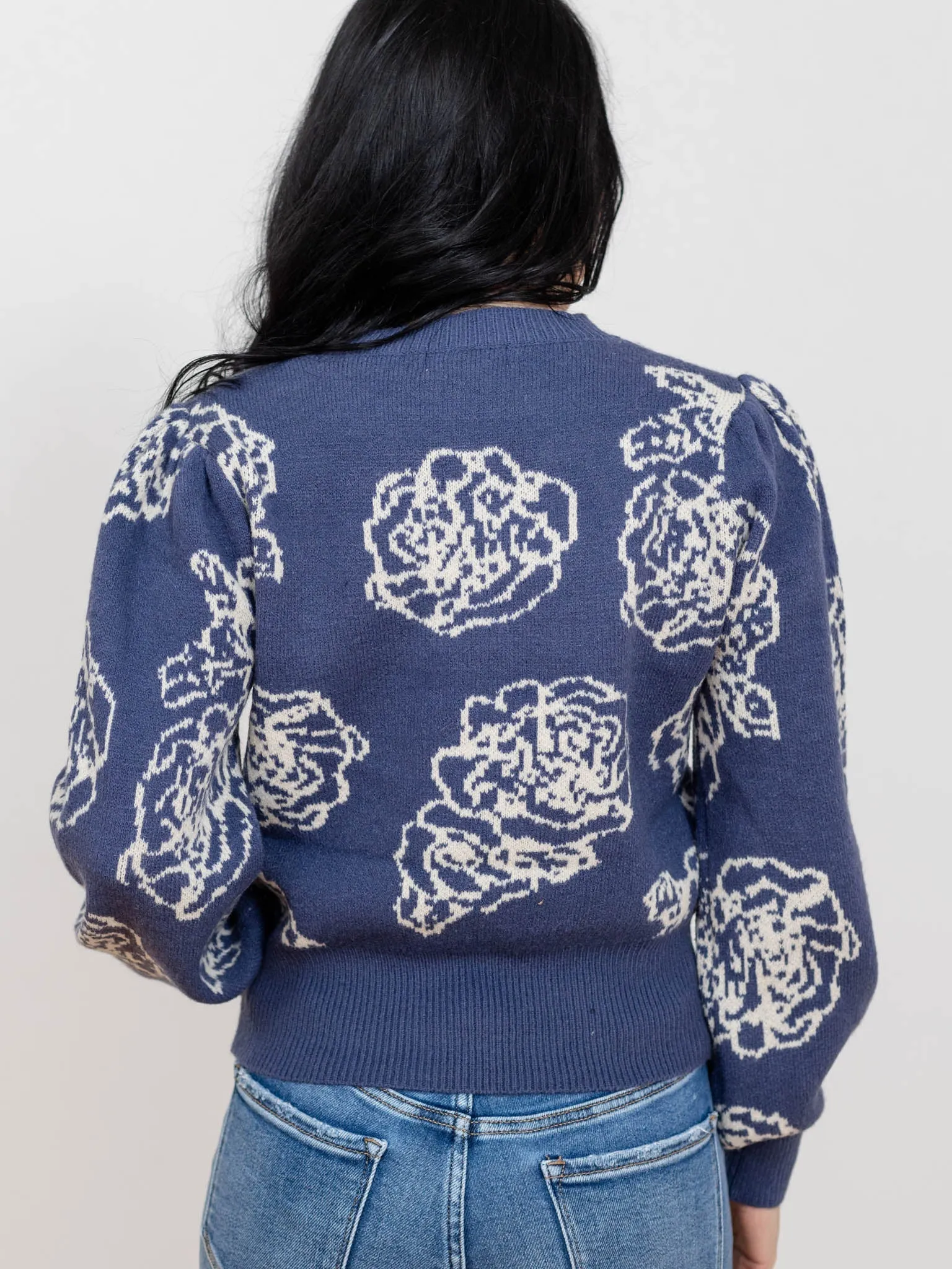 Elegant Flower Pattern Sweater