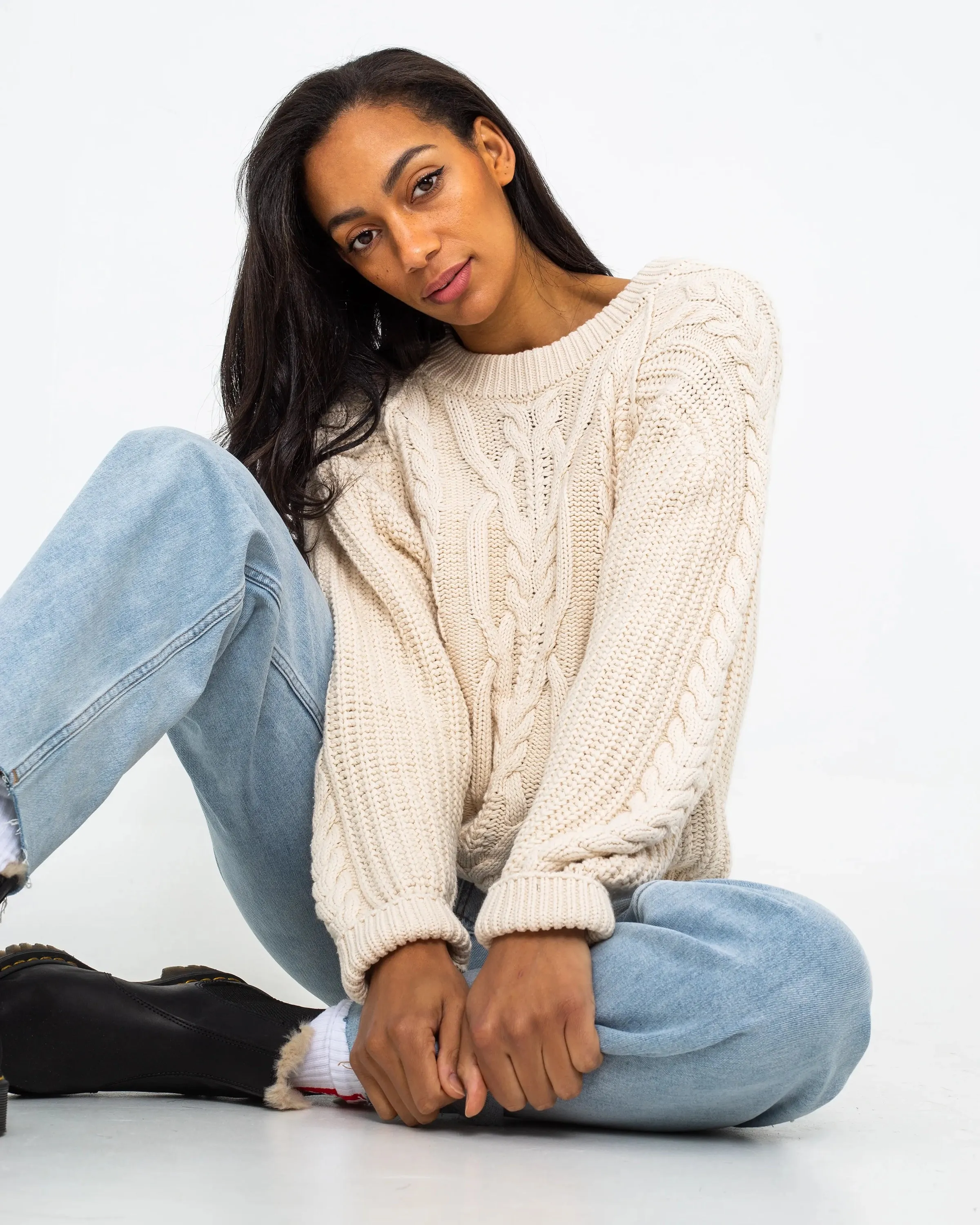 Frankie Cable Jumper in Ivory