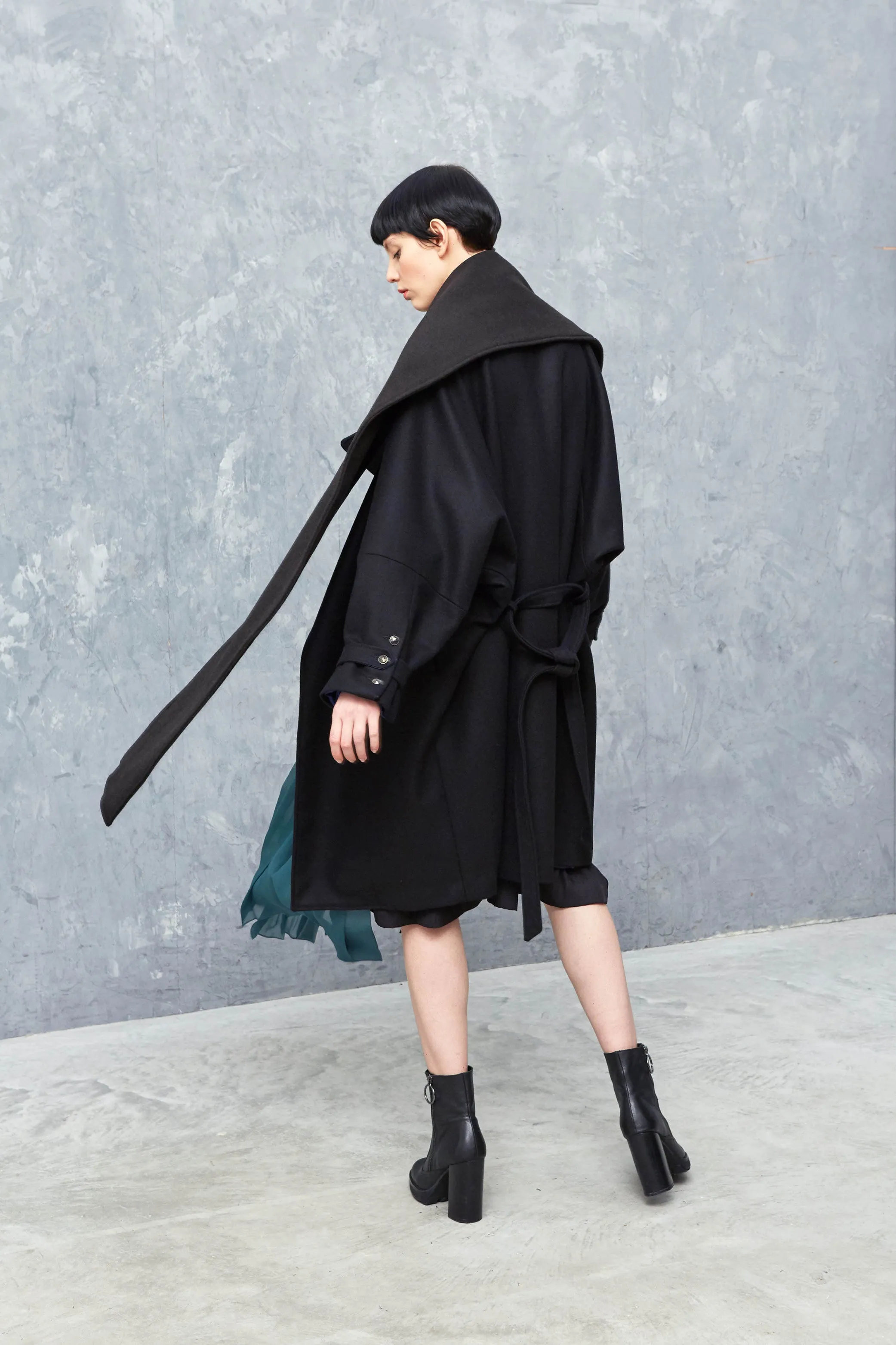 GAÉLIQUE black - mid-length wool coat