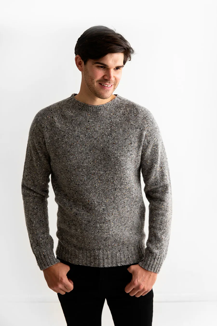 Mens Seamless Saddle Shoulder Donegal Jumper - Grey