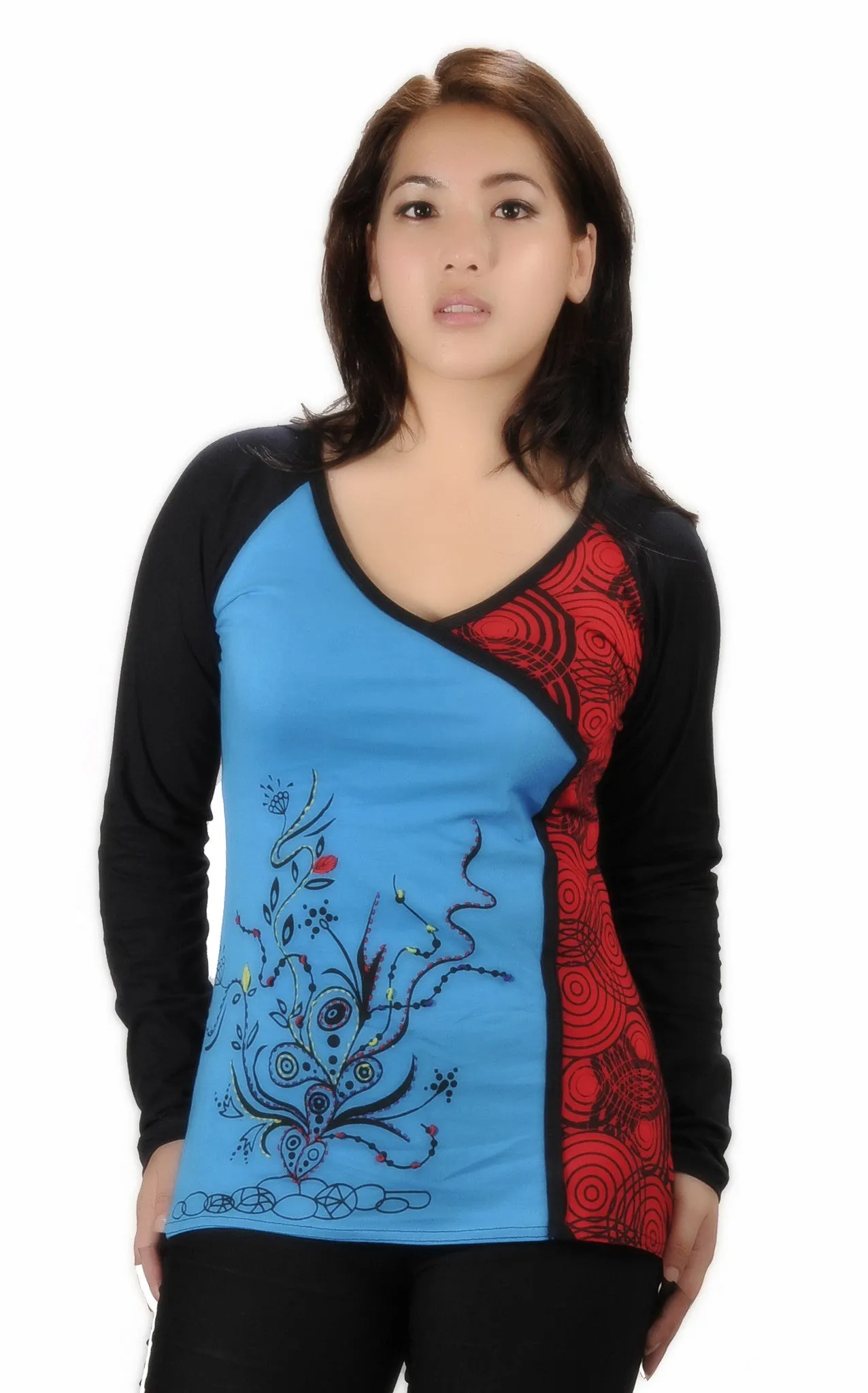 womens-long-sleeved-tops-with-patch-and-embroidery-cholo